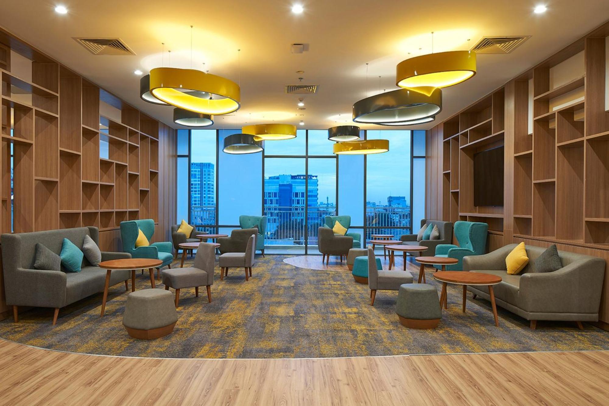 Holiday Inn & Suites Saigon Airport By Ihg Hô Chi Minh-Ville Extérieur photo