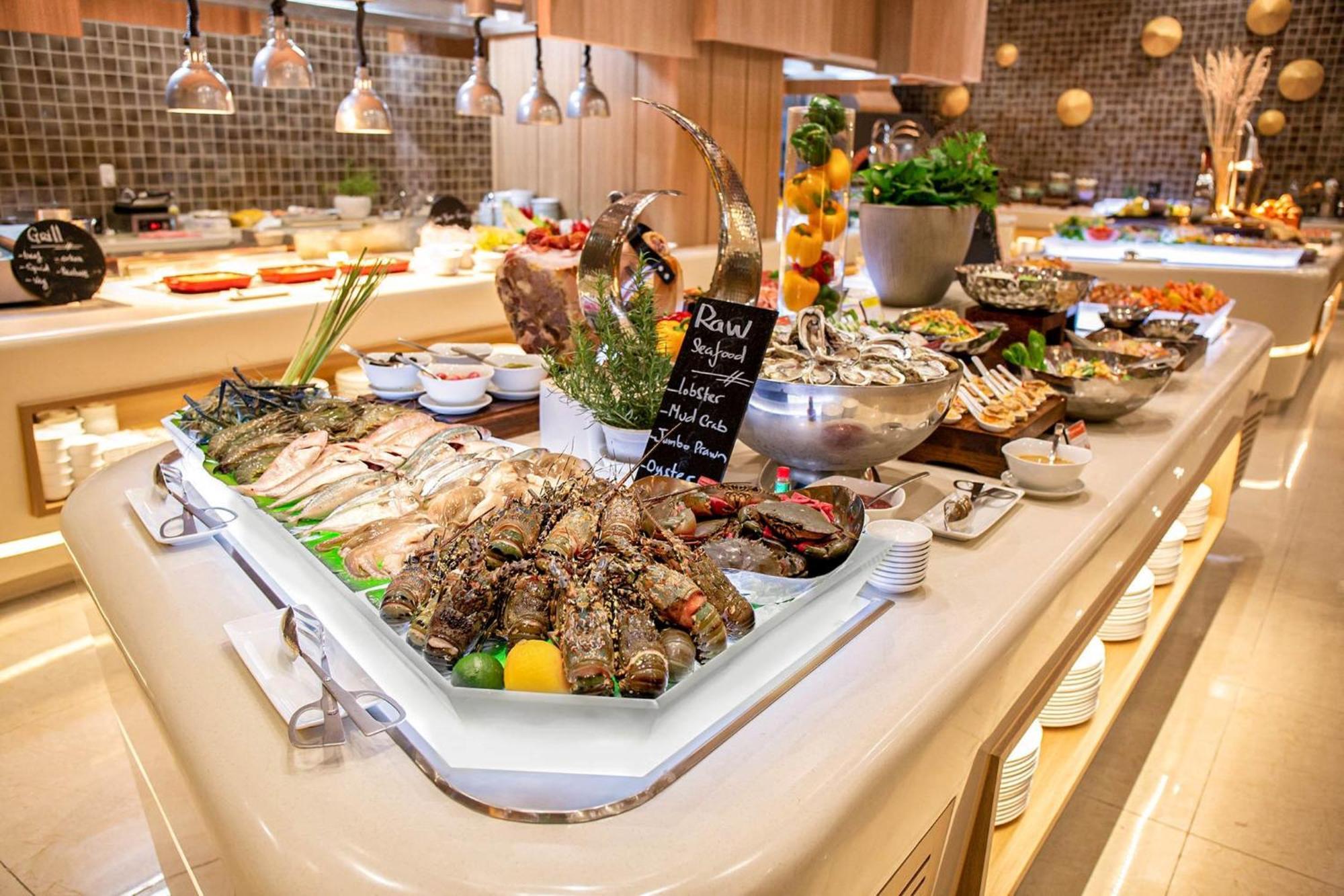 Holiday Inn & Suites Saigon Airport By Ihg Hô Chi Minh-Ville Extérieur photo